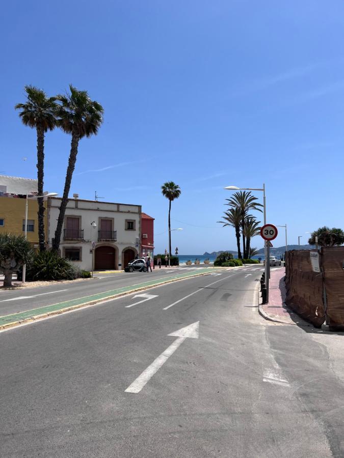 Estudio Montanar A 50 Metros Del Mar Хавеа Экстерьер фото